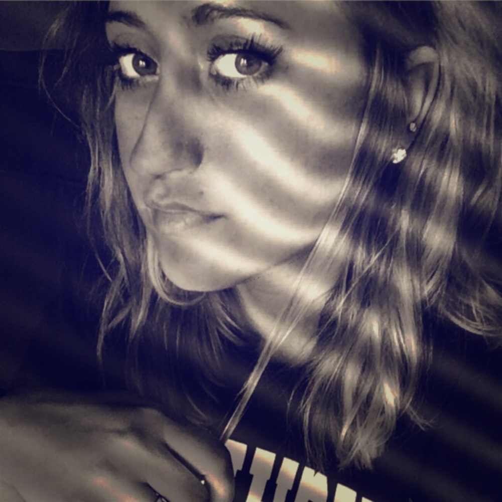 Meet your Posher, Ashlee